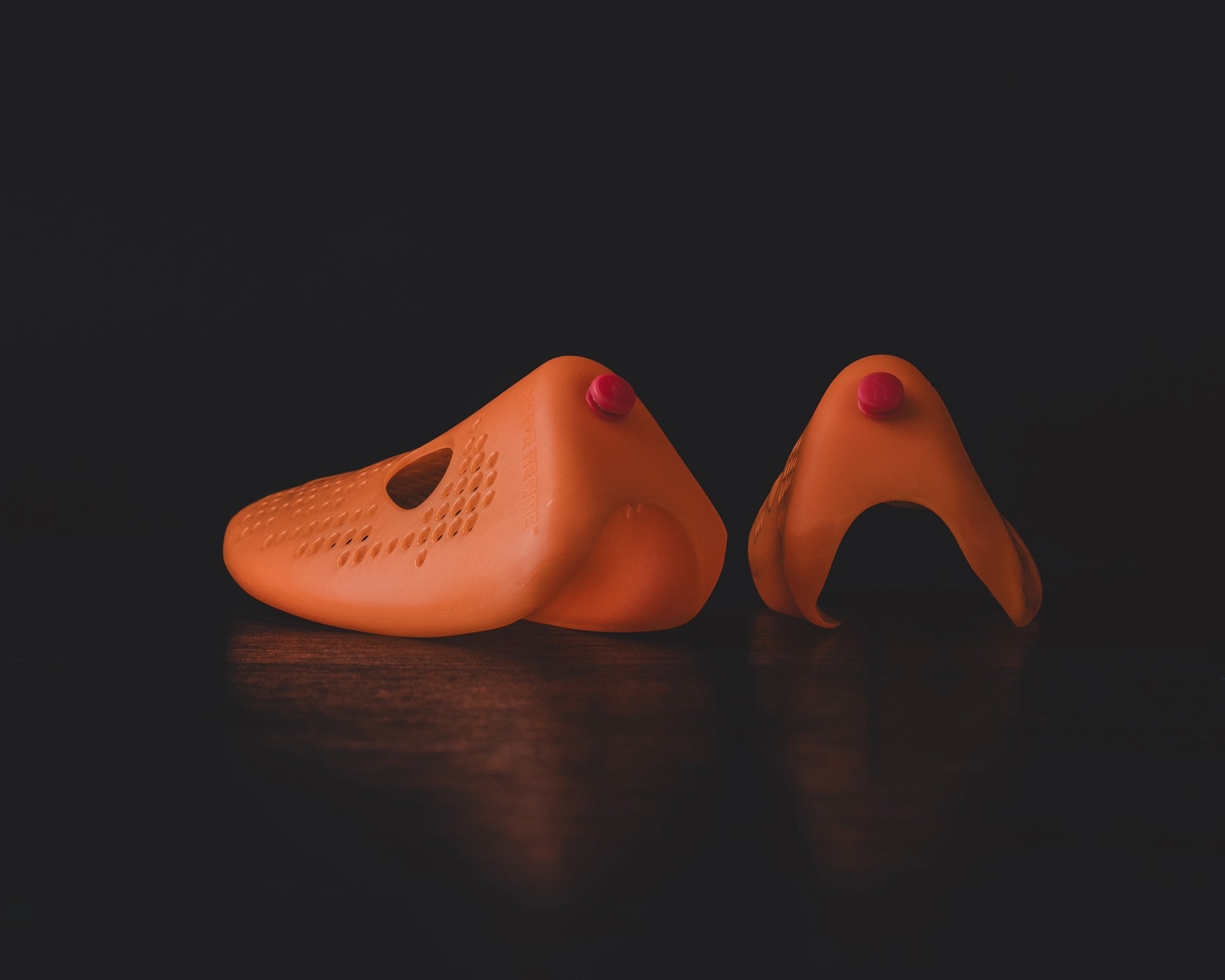 Vibrant Orange Shoe Shaper – Odor-Reducing Shoe Insert for Smelly Shoes