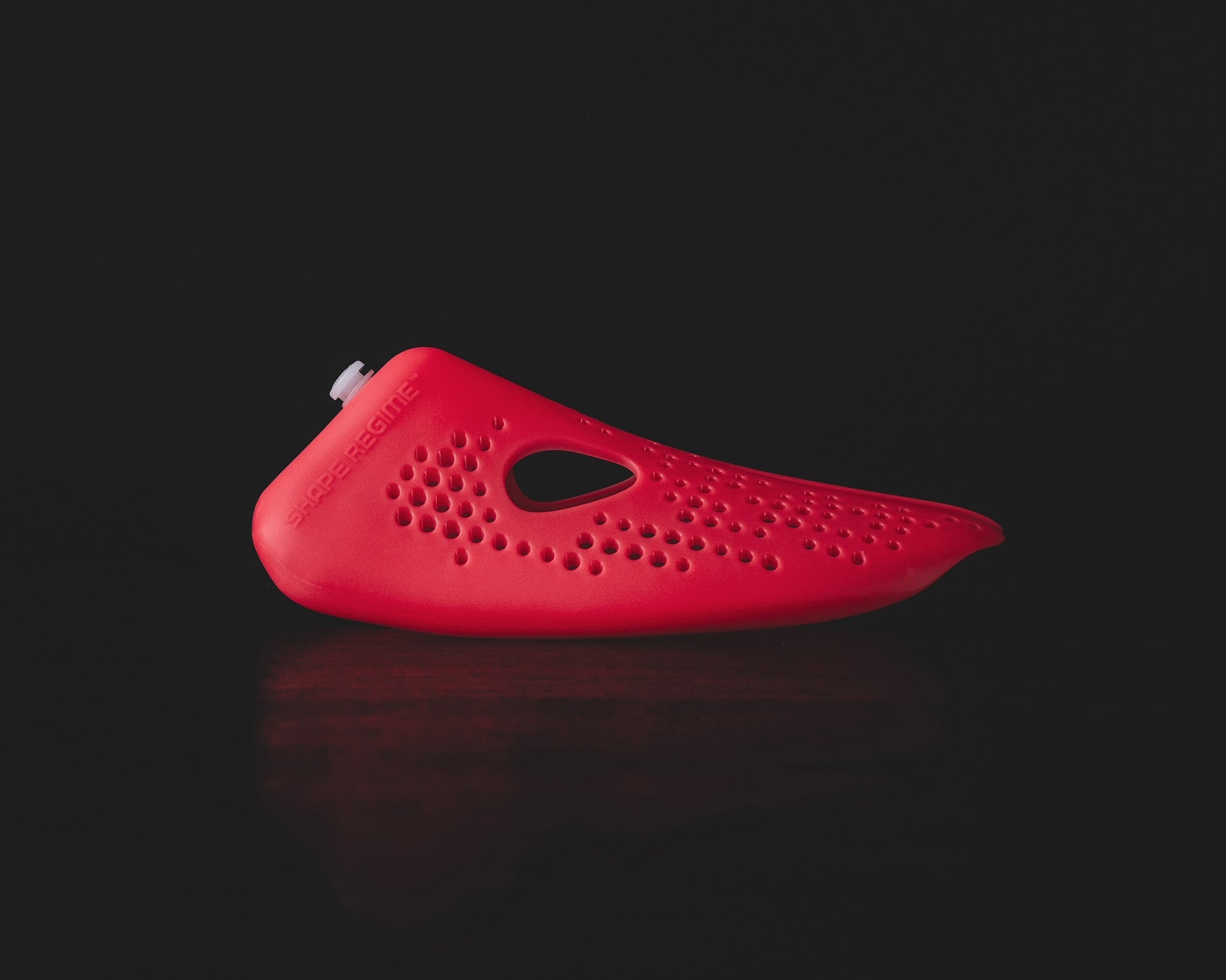 Calypso Red Shoe Shaper – Odor-Reducing Shoe Insert for Smelly Shoes