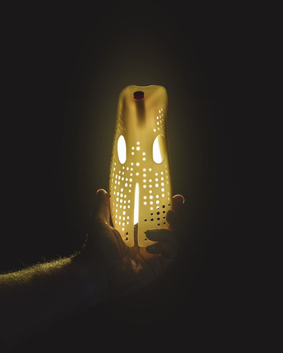 Vibrant Yellow Shoe Shaper – Odor-Reducing Shoe Insert for Smelly Shoes