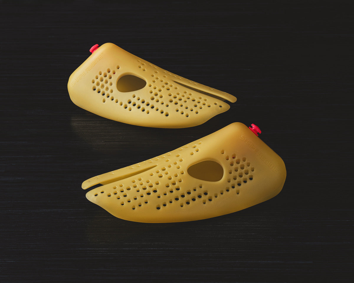 Vibrant Yellow Shoe Shaper – Odor-Reducing Shoe Insert for Smelly Shoes