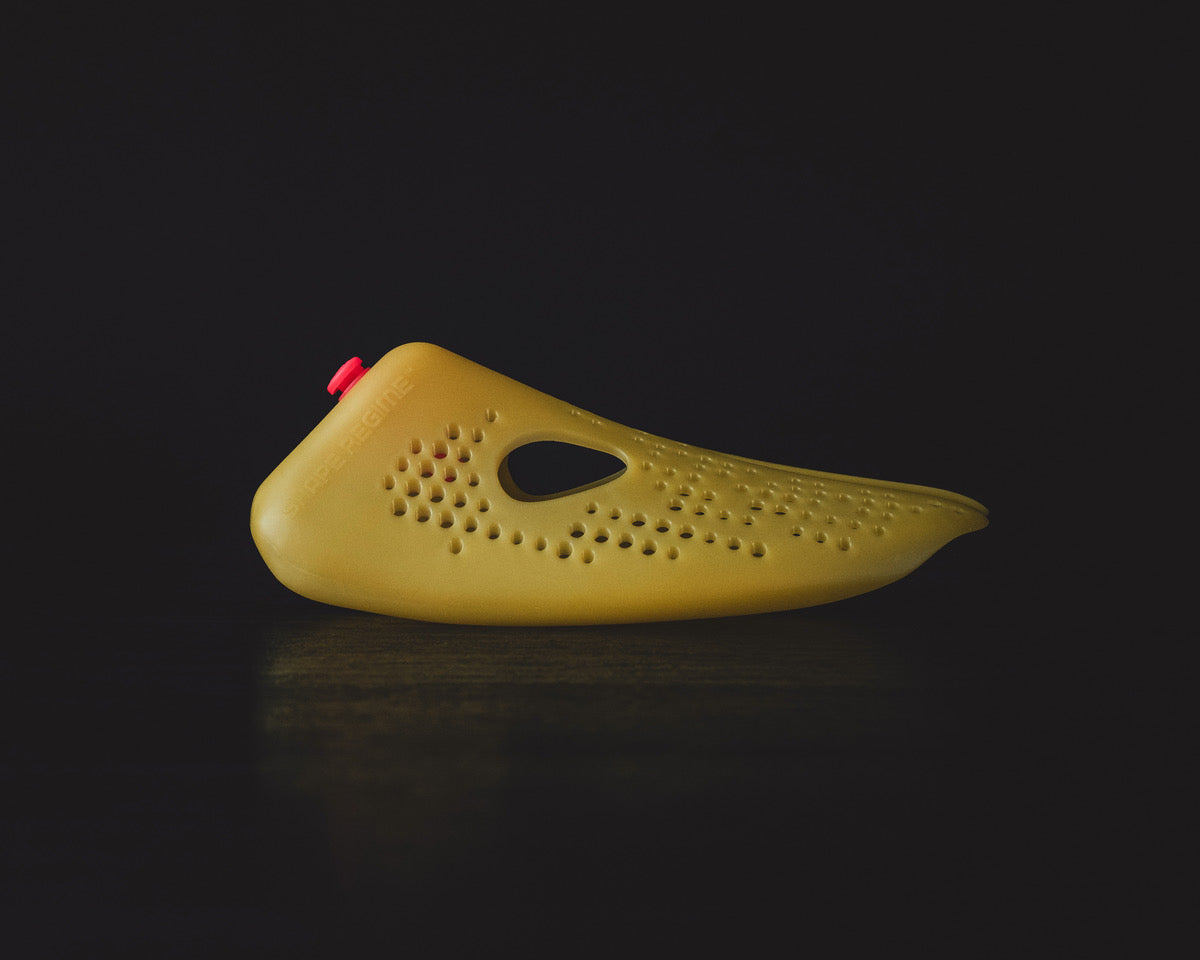 Vibrant Yellow Shoe Shaper – Odor-Reducing Shoe Insert for Smelly Shoes